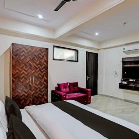 Savanna - A Boutique Stay Noida Kültér fotó