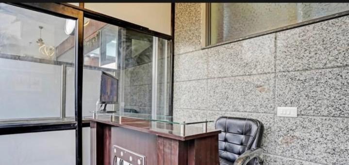 Savanna - A Boutique Stay Noida Kültér fotó